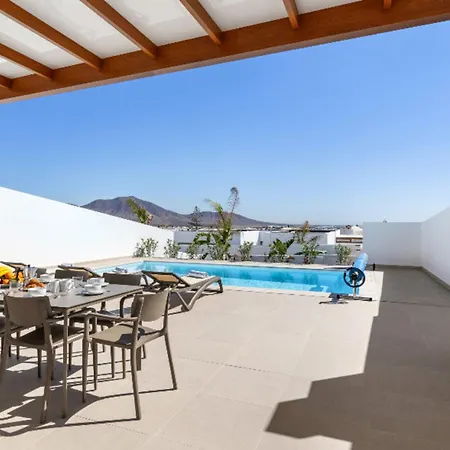Altos Deva 12a By Escape * Playa Blanca (Lanzarote)